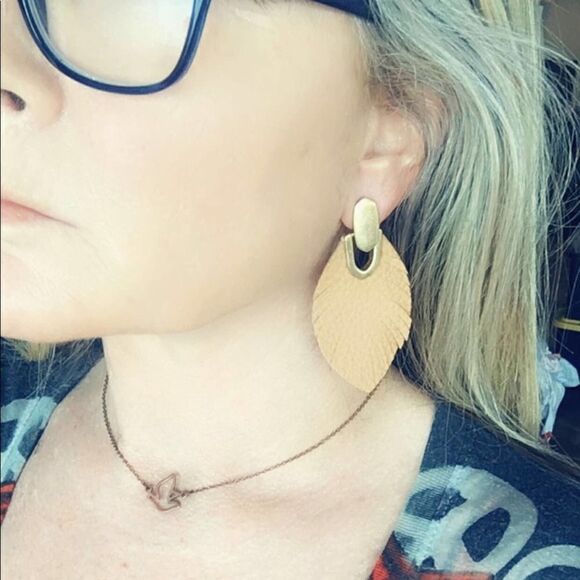 Camel-Colored Vegan Leather Leaf Earrings - Picture 5 of 5